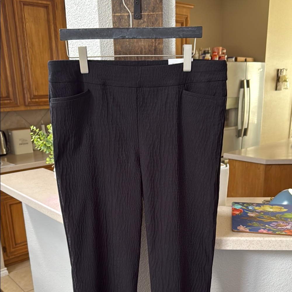 Chico’s Brigitte Reptile Jacquard Pants Tall Size 14 - Picture 7 of 14